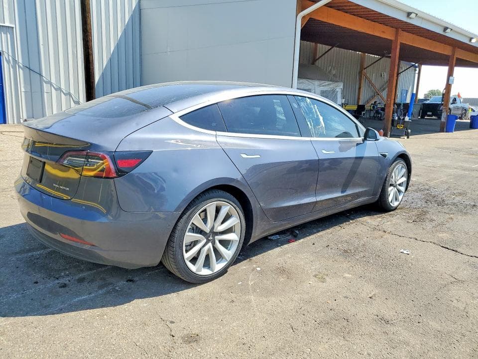 2020 TESLA MODEL 3 3