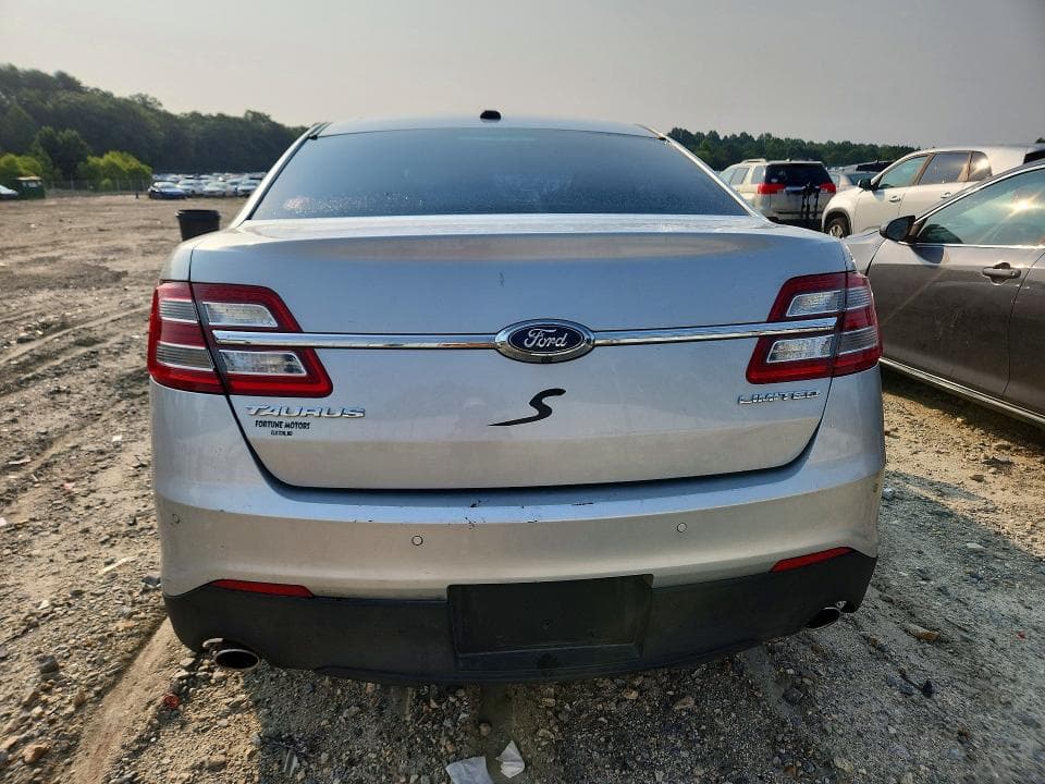 2018 FORD TAURUS LIMITED 6