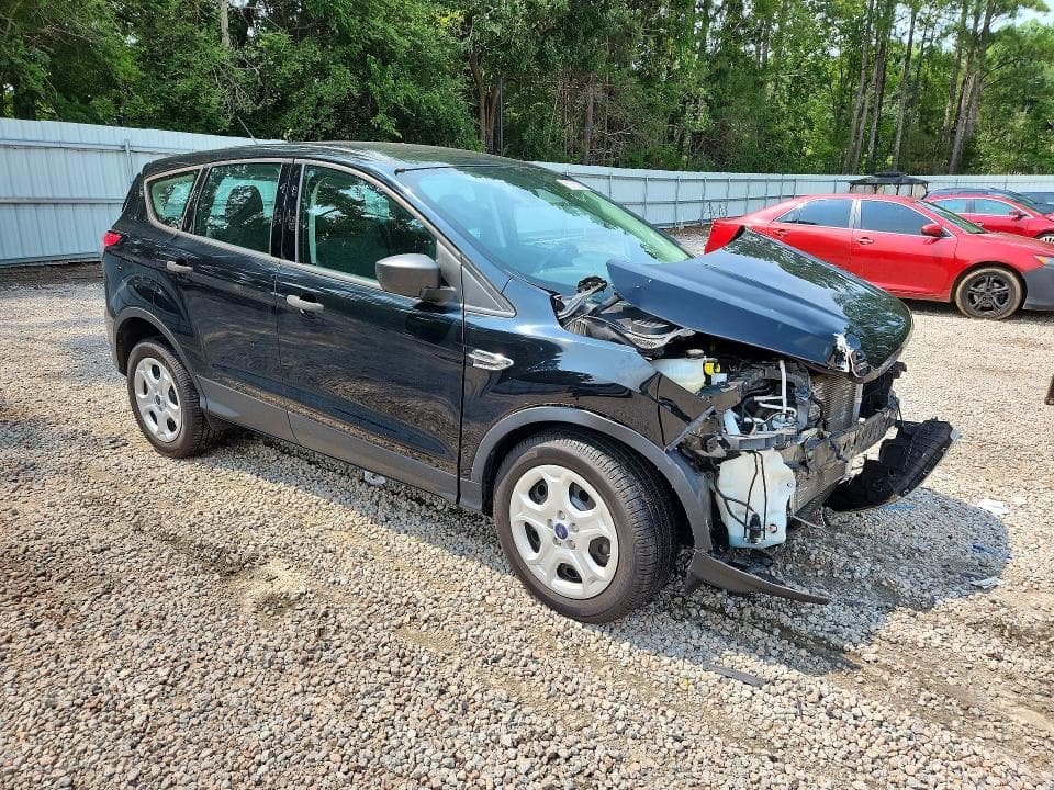 2017 FORD ESCAPE S 4
