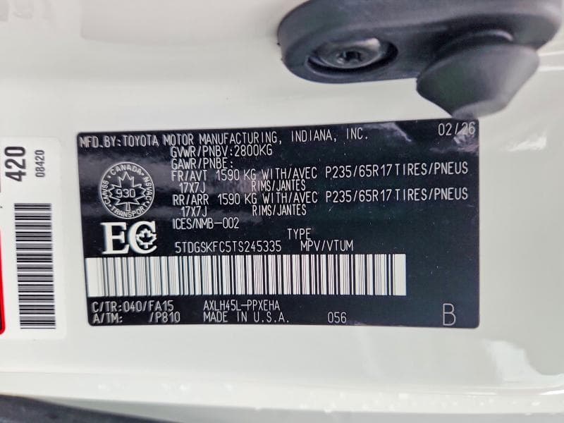 2026 TOYOTA SIENNA LE 14