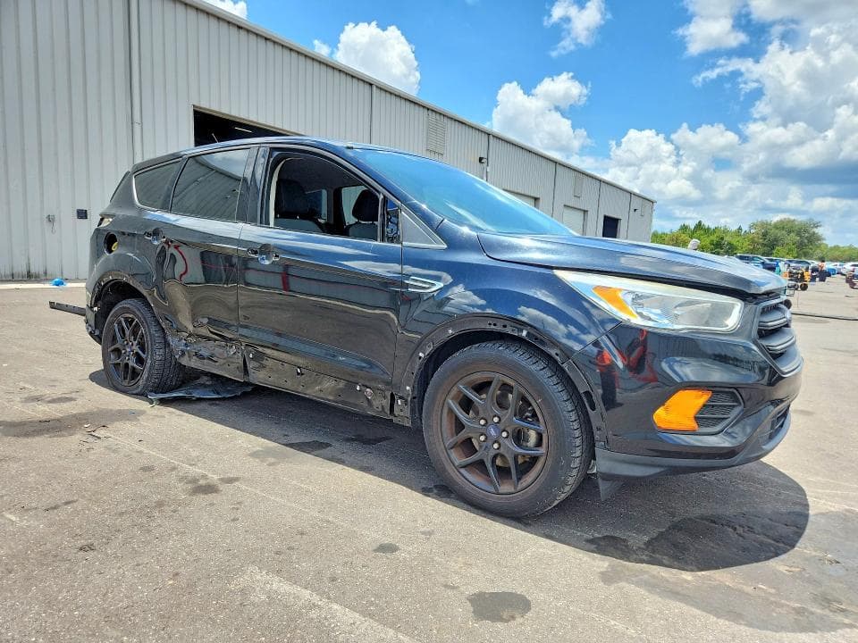 2017 FORD ESCAPE S 4