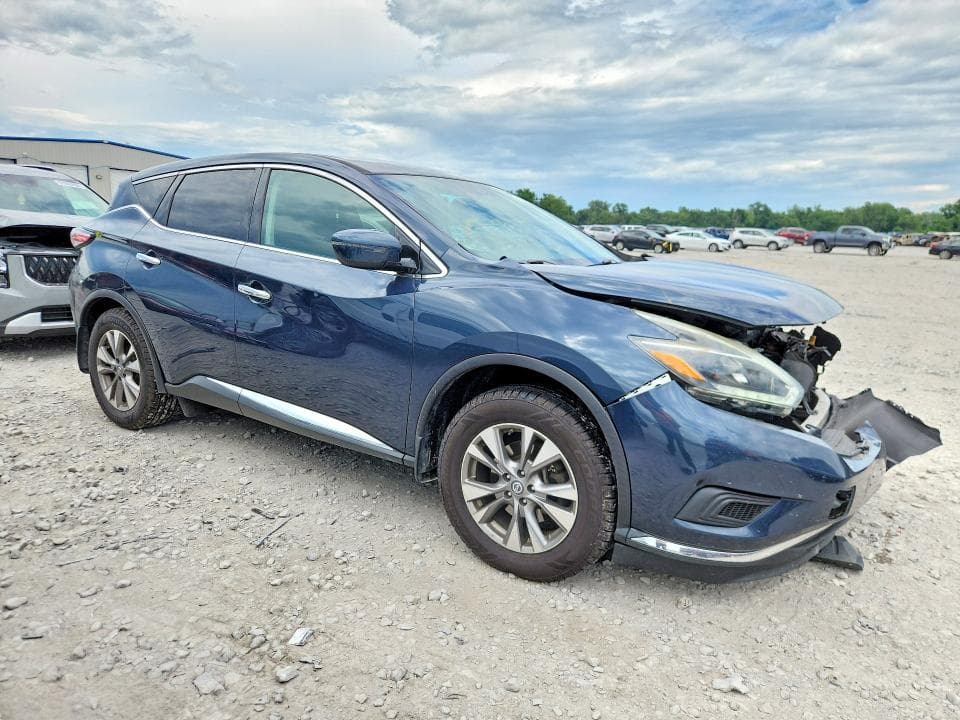 2018 NISSAN MURANO S 4
