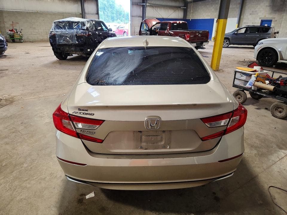 2019 HONDA ACCORD LX 6