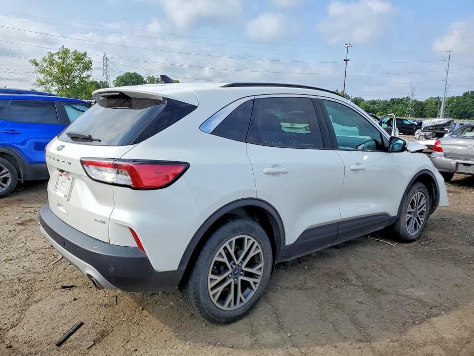 2020 FORD ESCAPE SEL 3