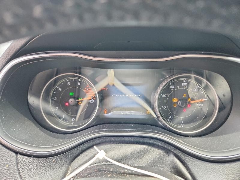 2019 JEEP CHEROKEE TRAILHAWK 9