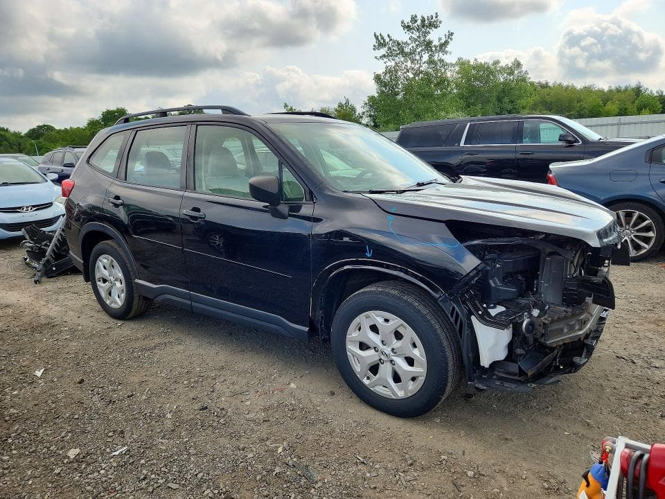 2019 SUBARU FORESTER 4