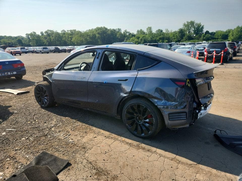 2022 TESLA MODEL  Y 2
