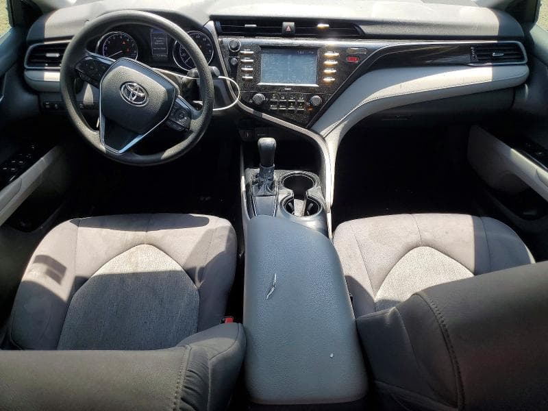 2020 TOYOTA CAMRY LE 8