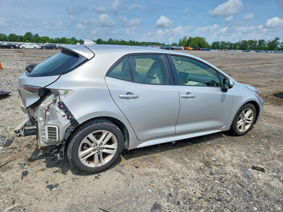2019 TOYOTA COROLLA HATCHBACK SE 3