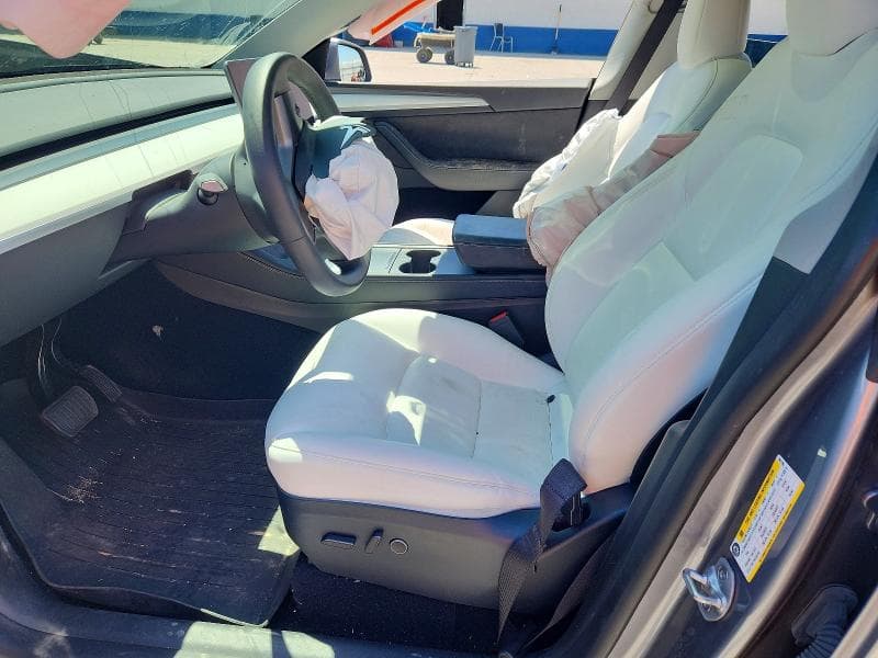 2024 TESLA MODEL Y 7