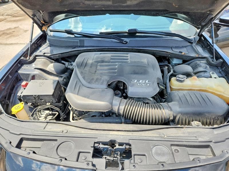 2017 CHRYSLER 300 S 11