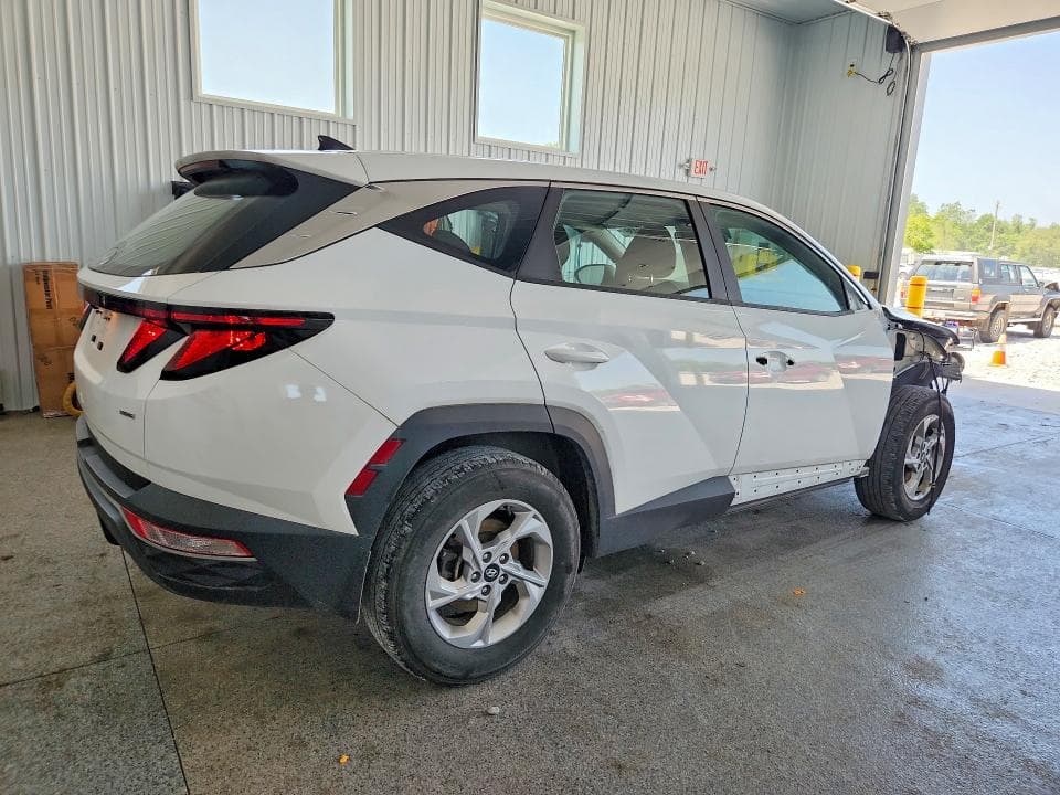 2024 HYUNDAI TUCSON SE 3