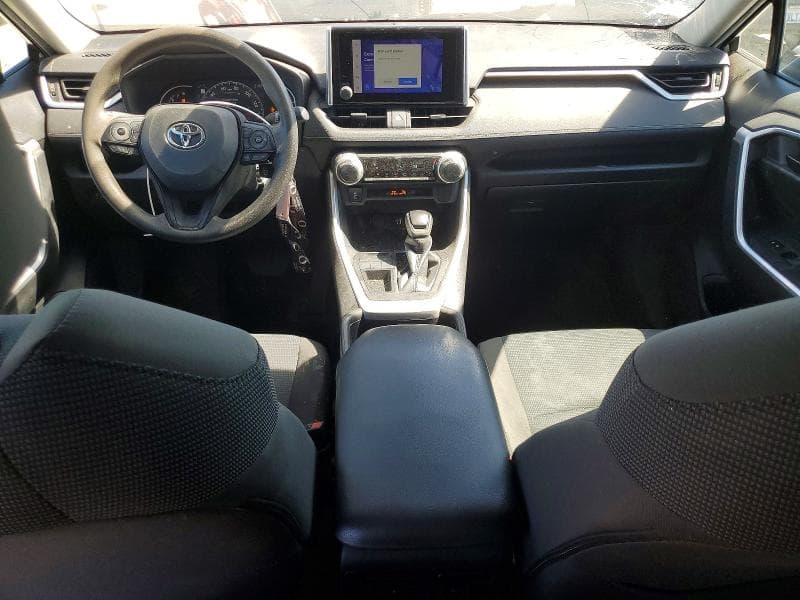 2023 TOYOTA RAV4 LE 8
