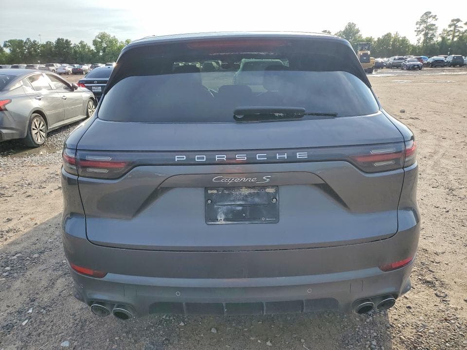 2019 PORSCHE CAYENNE S 6
