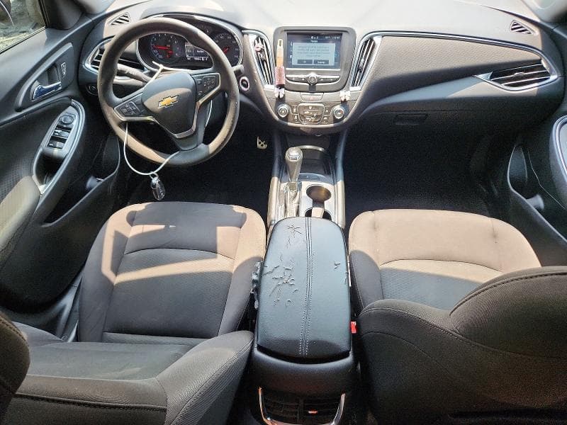 2017 CHEVROLET MALIBU LT 8