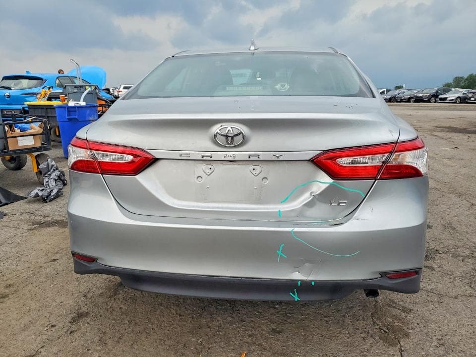 2019 TOYOTA CAMRY LE 6