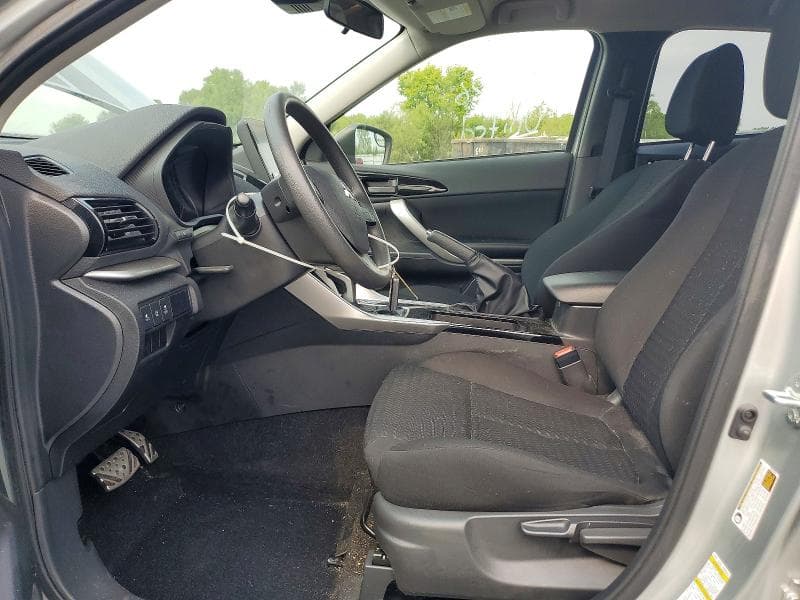 2024 MITSUBISHI ECLIPSE CROSS LE 7