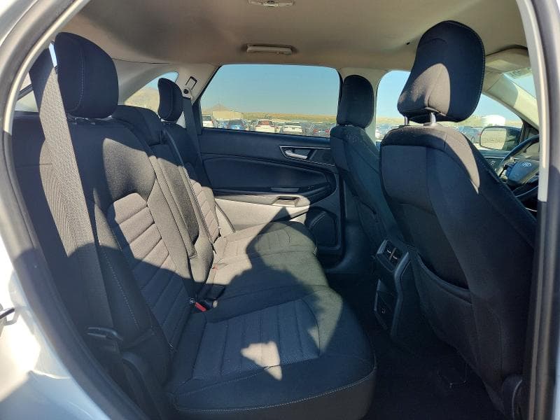 2022 FORD EDGE SE 10