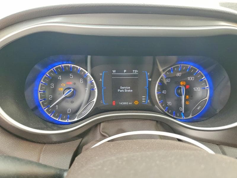 2017 CHRYSLER PACIFICA TOURING 9