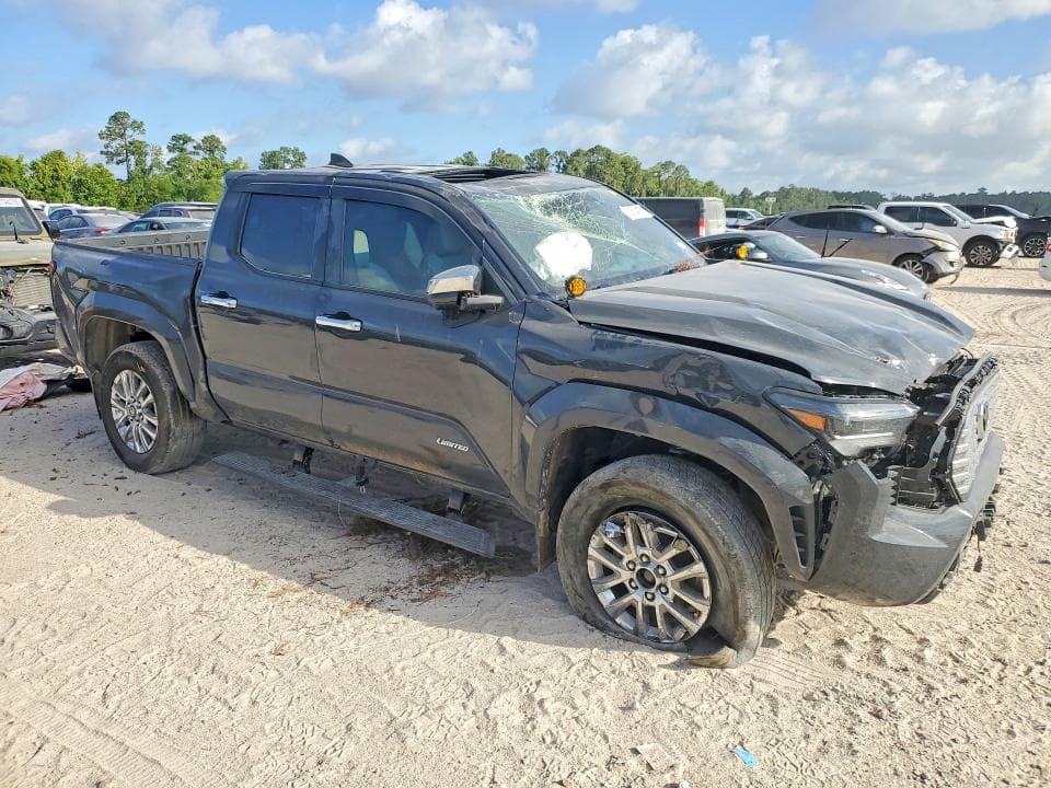 2024 TOYOTA TACOMA LIMITED 4