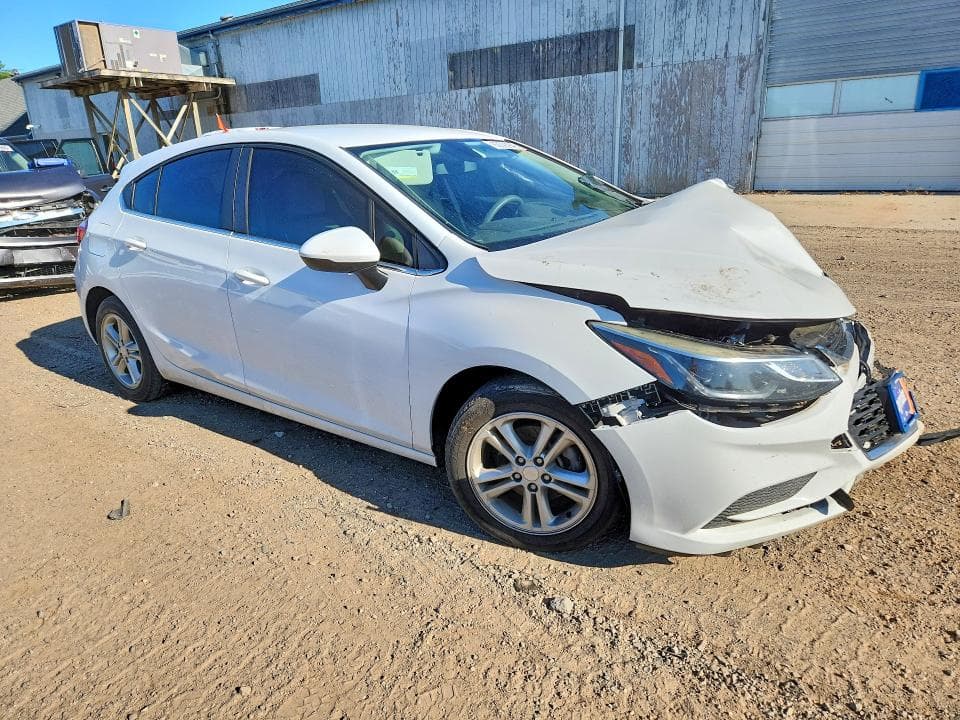 2017 CHEVROLET CRUZE LT 4