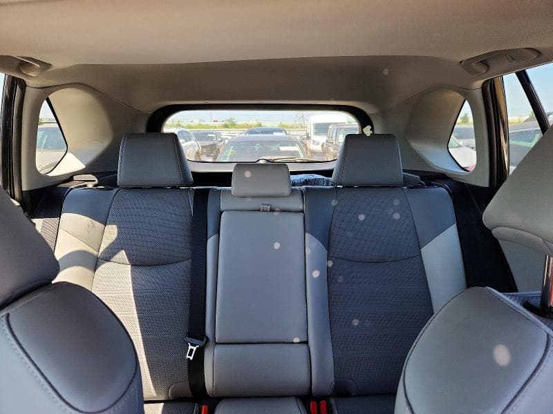 2025 TOYOTA RAV4 LIMITED 10
