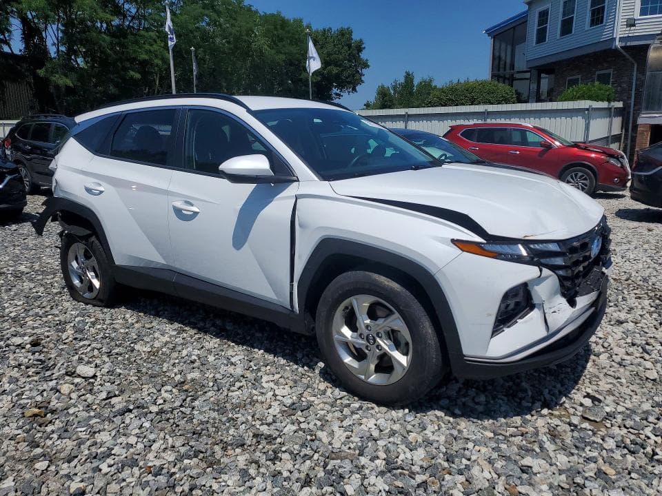 2024 HYUNDAI TUCSON SEL 4
