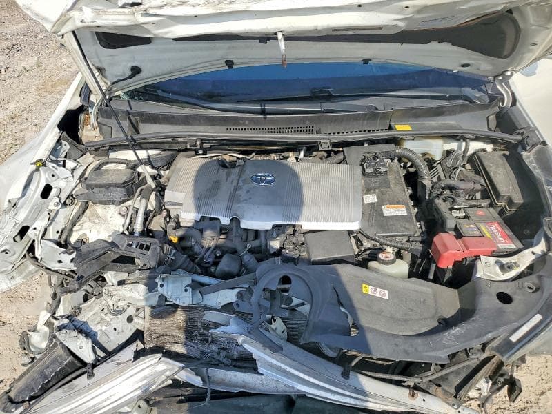 2018 TOYOTA PRIUS THREE 11