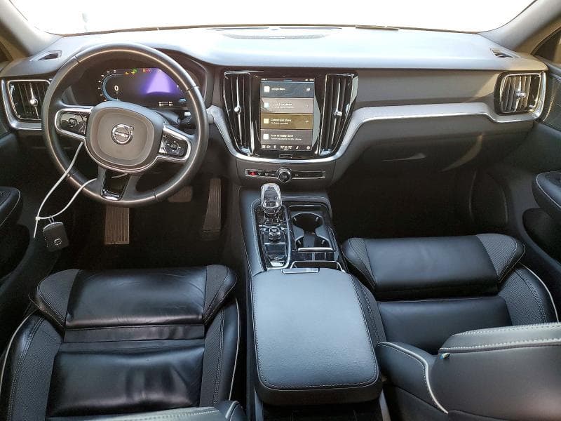 2024 VOLVO S60 PLUS 8