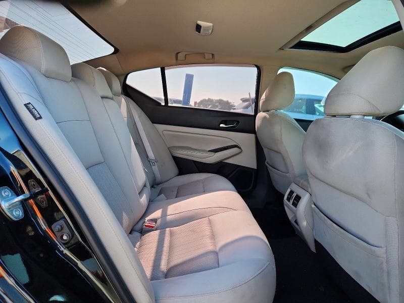 2020 NISSAN ALTIMA SV 10