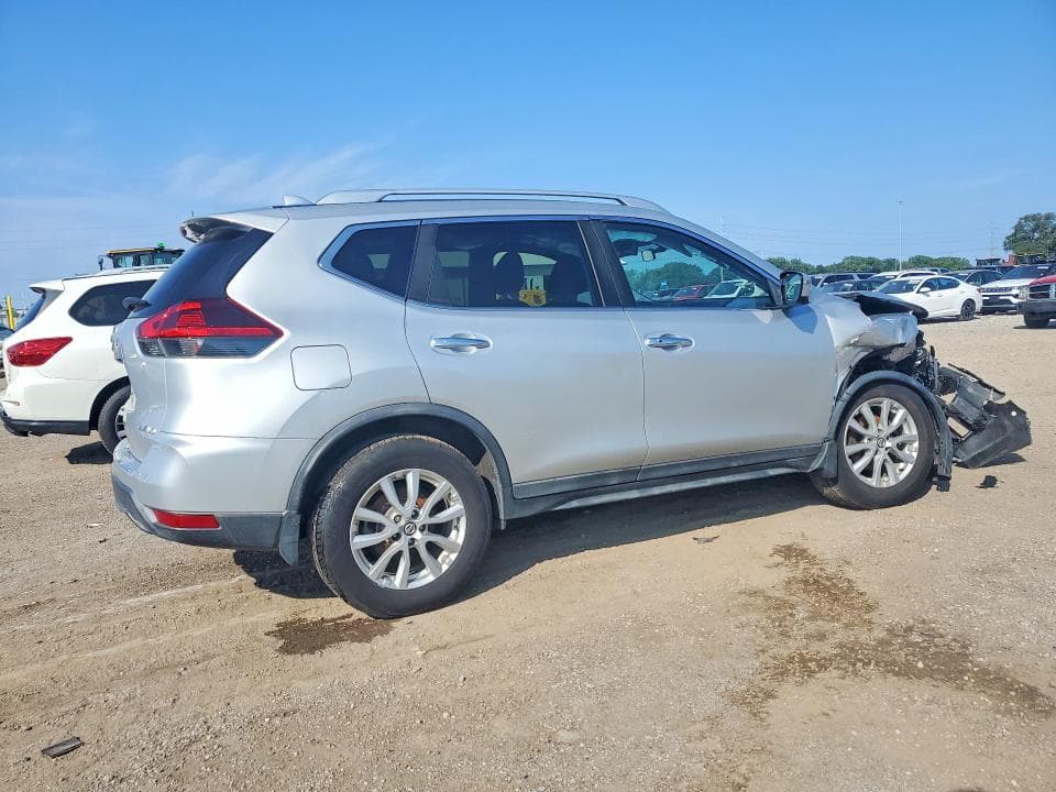 2018 NISSAN ROGUE SV 3
