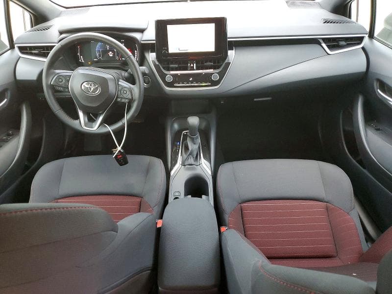 2026 TOYOTA COROLLA SE 8