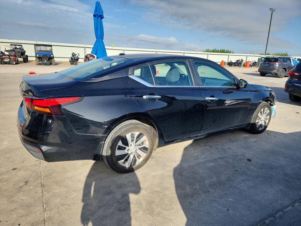 2019 NISSAN ALTIMA S 3