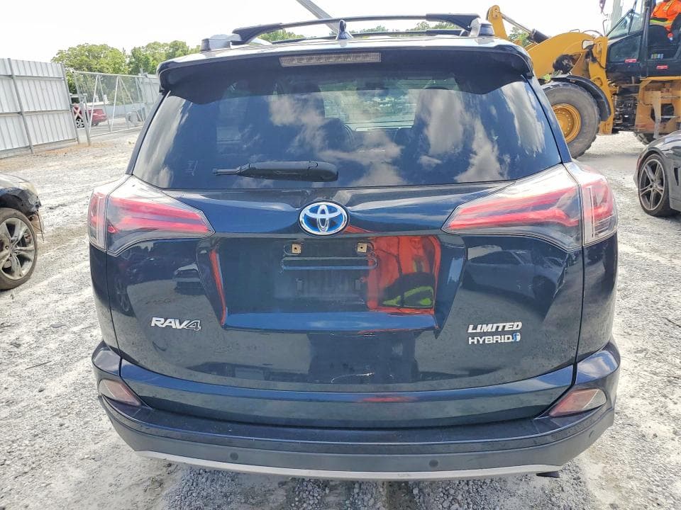 2017 TOYOTA RAV4 HV LIMITED 6