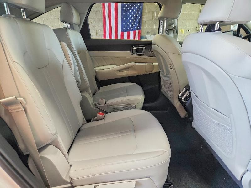 2023 KIA SORENTO SX 11