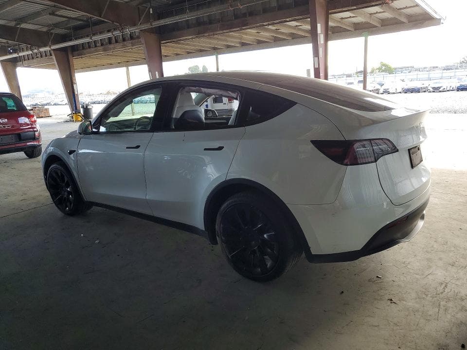 2023 TESLA MODEL Y 2