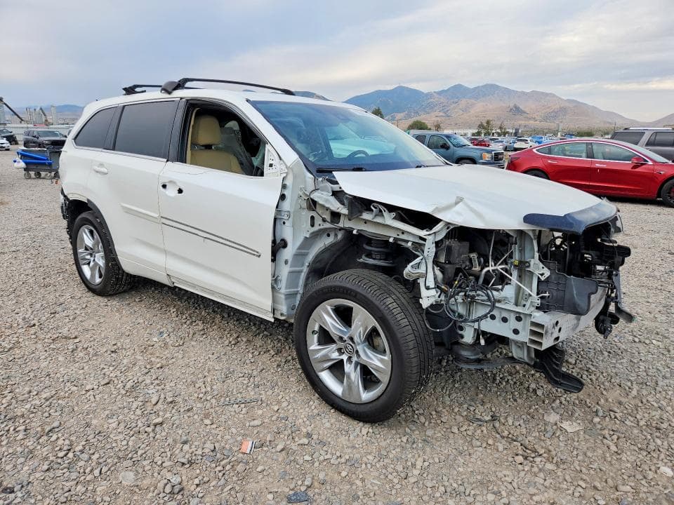 2019 TOYOTA HIGHLANDER LIMITED 4