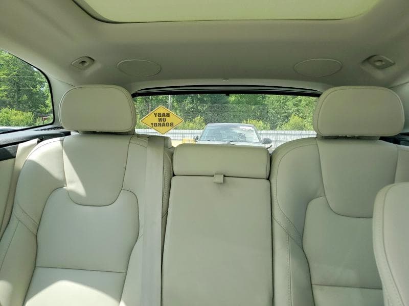 2022 VOLVO XC60 B6 INSCRIPTION 10