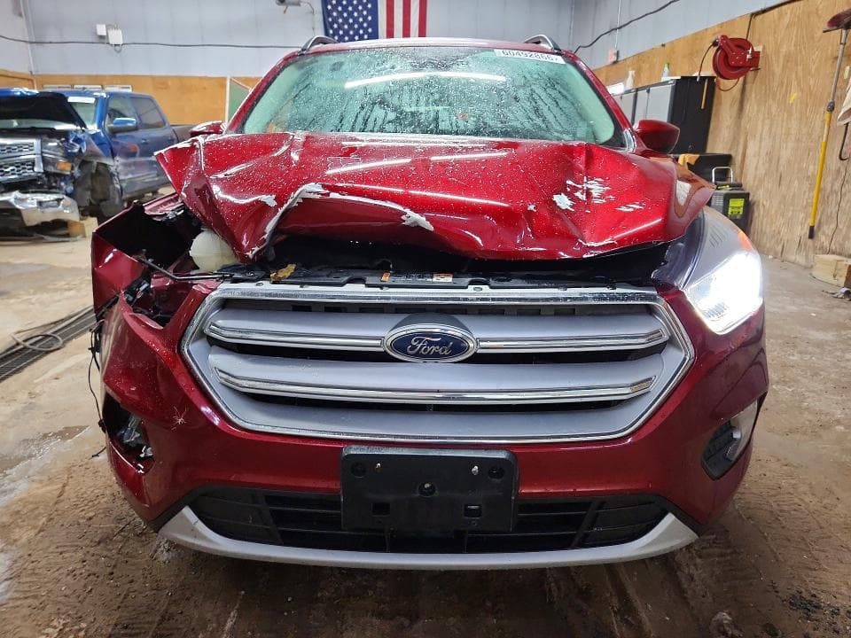 2018 FORD ESCAPE SEL 5