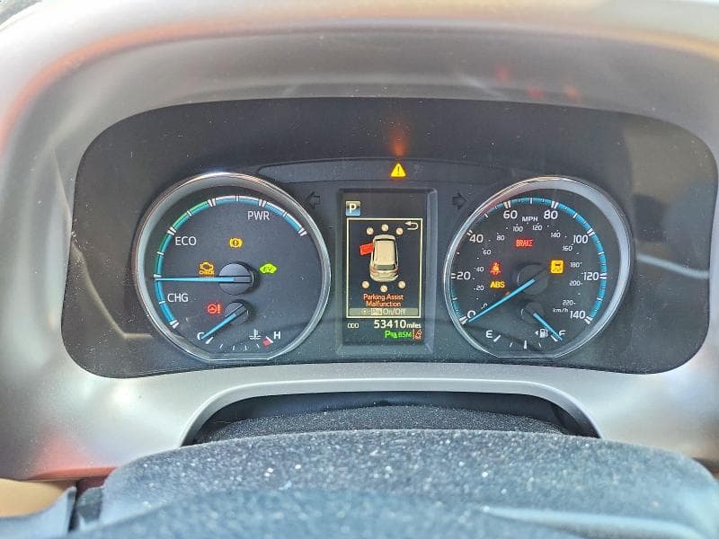 2017 TOYOTA RAV4 HV LIMITED 9
