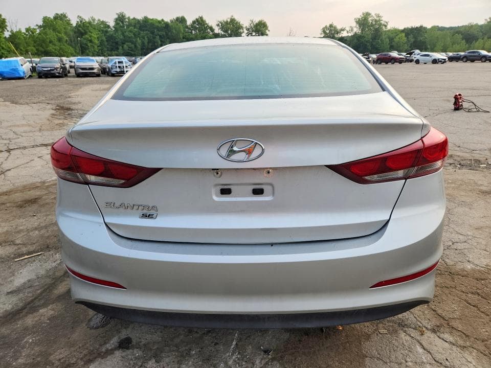 2018 HYUNDAI ELANTRA SE 6