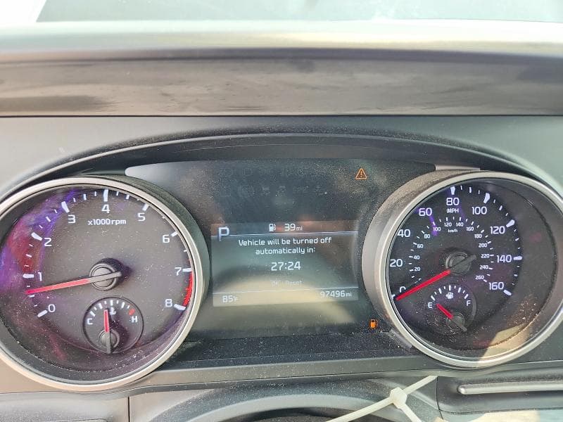 2022 KIA CARNIVAL LX 9