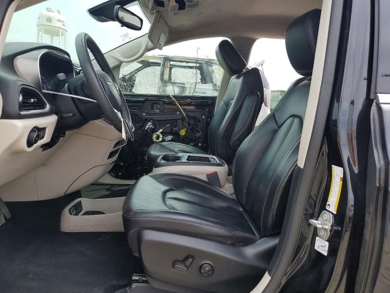 2023 CHRYSLER PACIFICA TOURING L 7