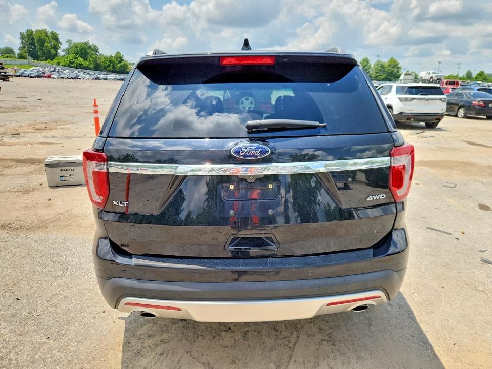 2017 FORD EXPLORER XLT 6