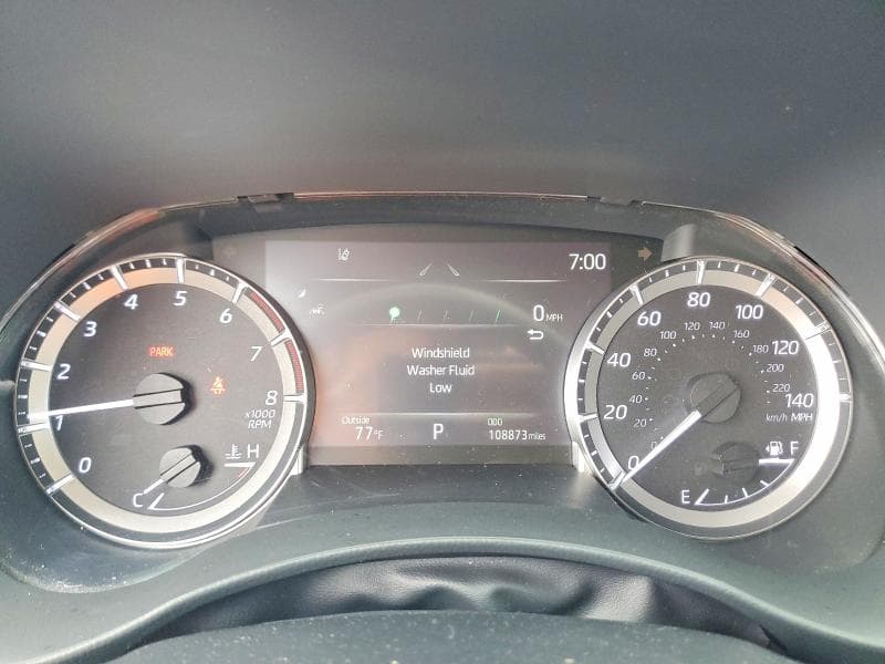 2023 TOYOTA HIGHLANDER LE 9