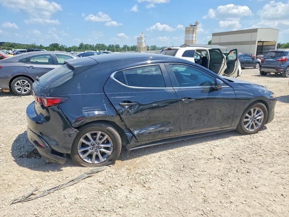2022 MAZDA 3 3