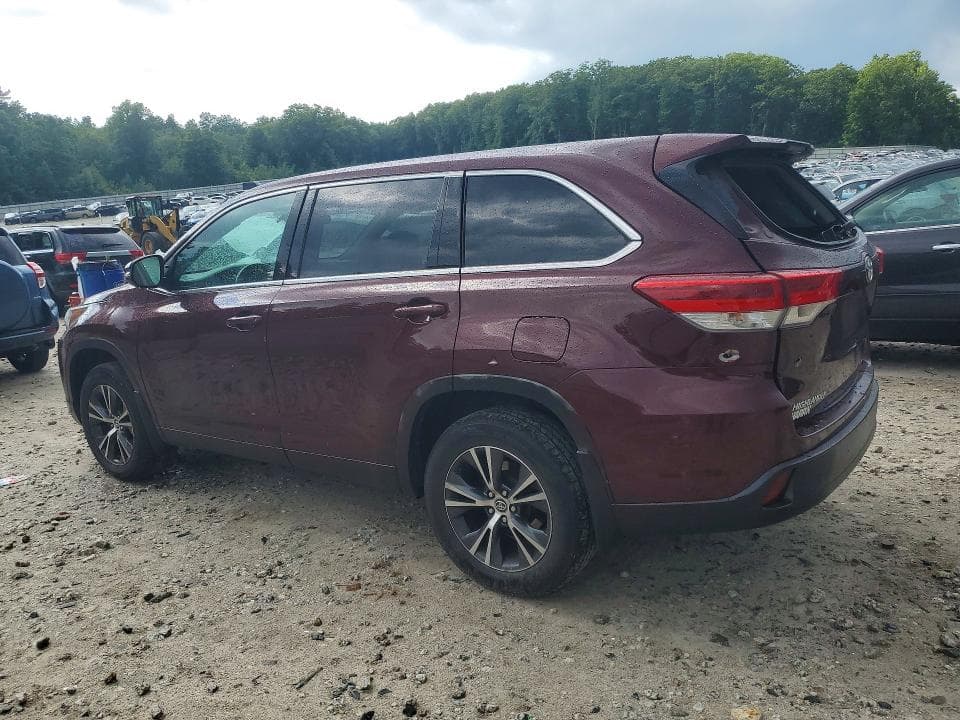 2019 TOYOTA HIGHLANDER LE 2
