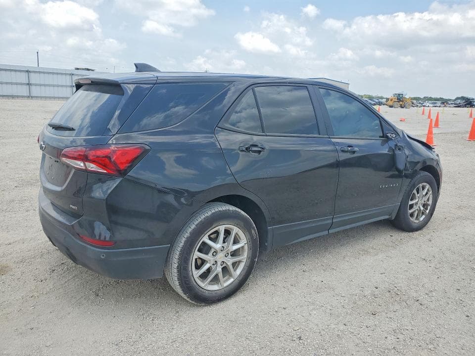 2022 CHEVROLET EQUINOX LS 3