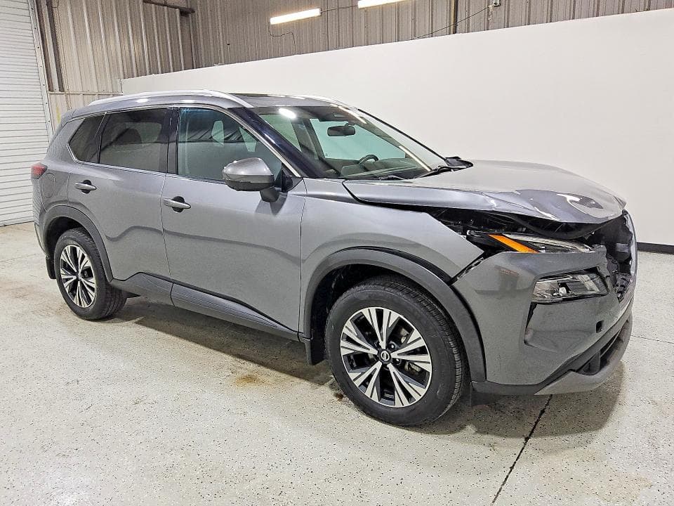 2021 NISSAN ROGUE SV 4