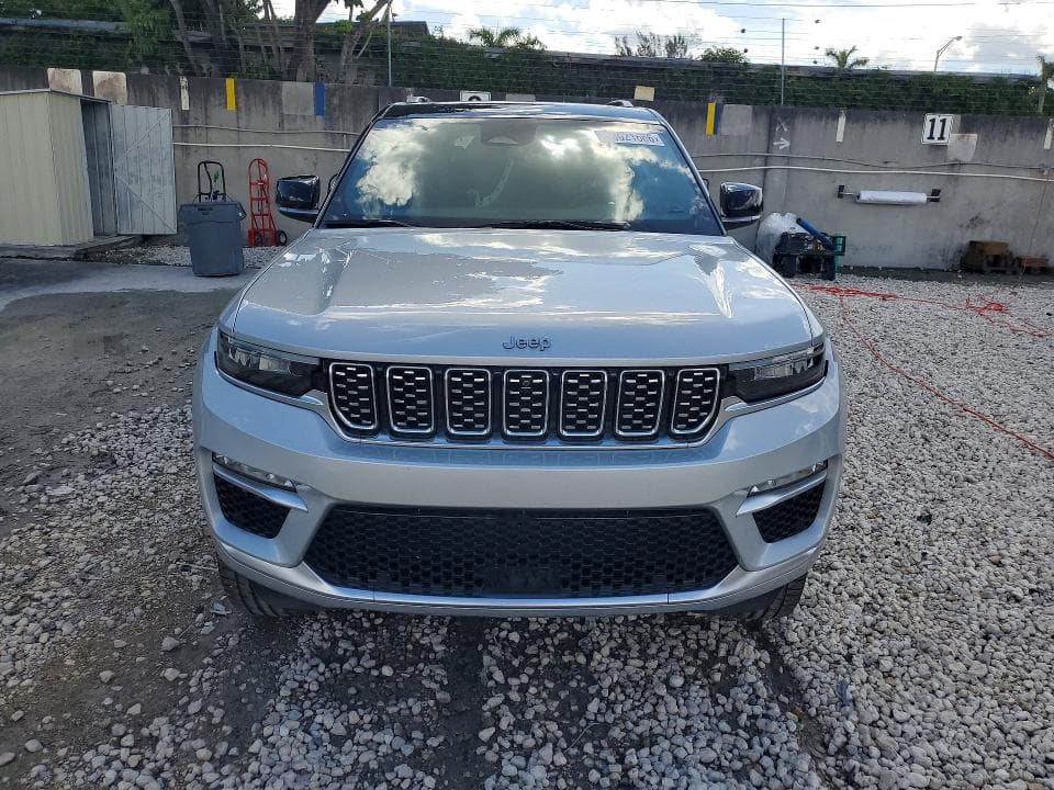 2023 JEEP GRAND CHEROKEE SUMMIT 5